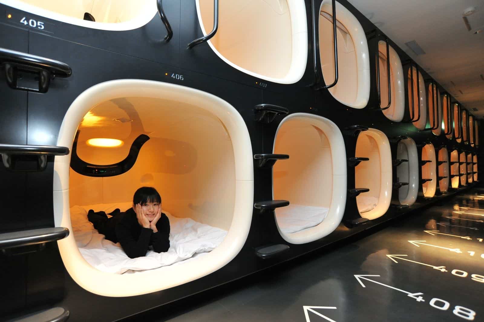 japanese capsule hotels